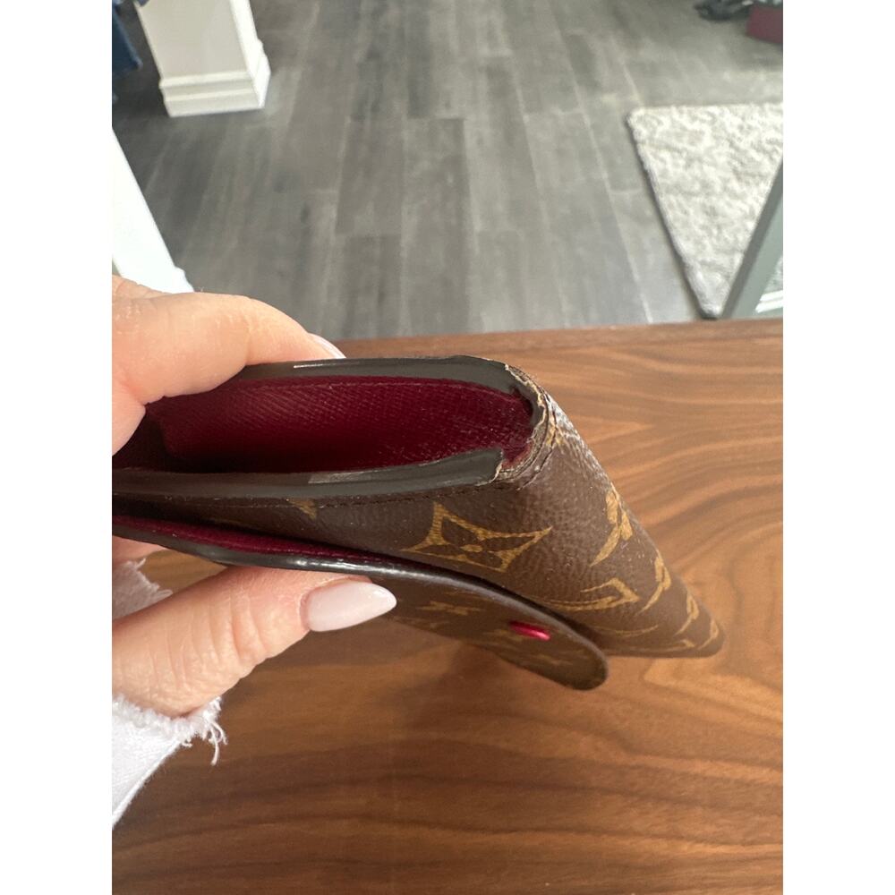 Louis Vuitton Monogram Emilie Wallet - Picture 8 of 15